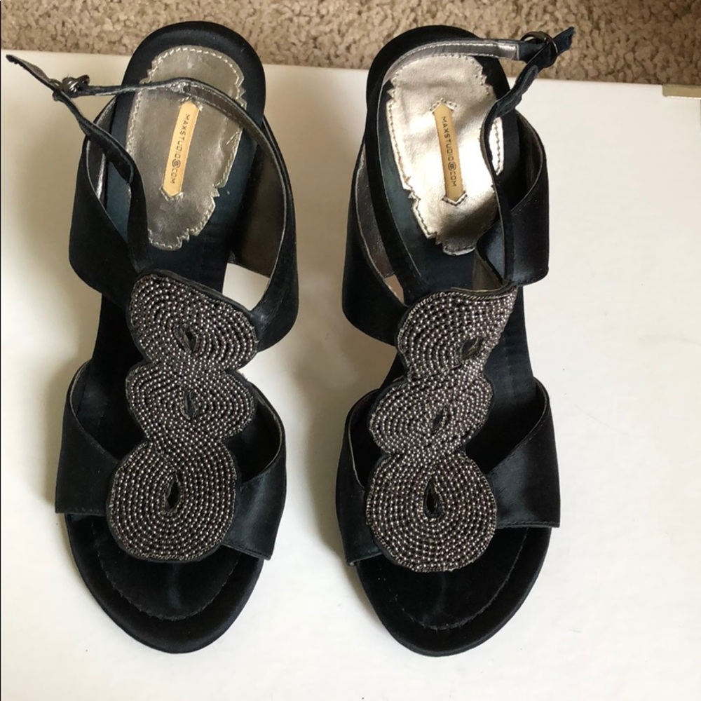 Preowned black satin dress heels by MaxStudio